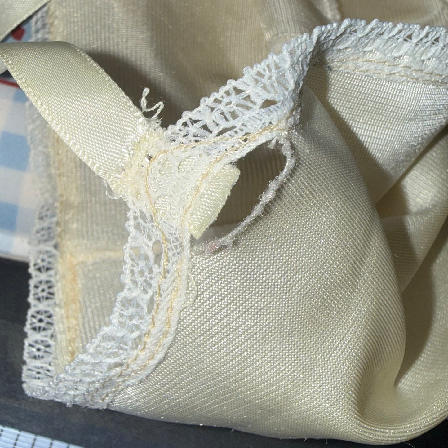 PIGEON CREAM SAMPLE TANK - XS