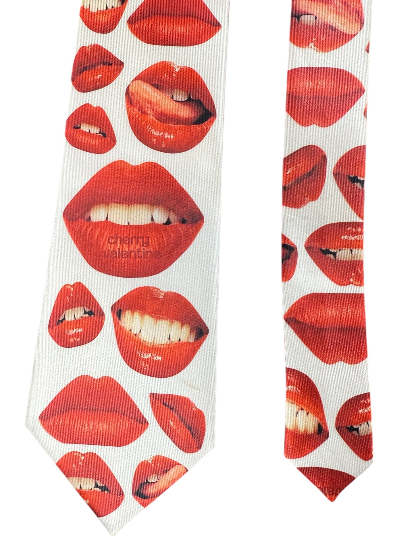 LIPS TIE *PRE-ORDER*