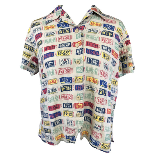 VINTAGE LICENSE PLATE PATTERN SHORT SLEEVE BUTTON UP BLOUSE l L