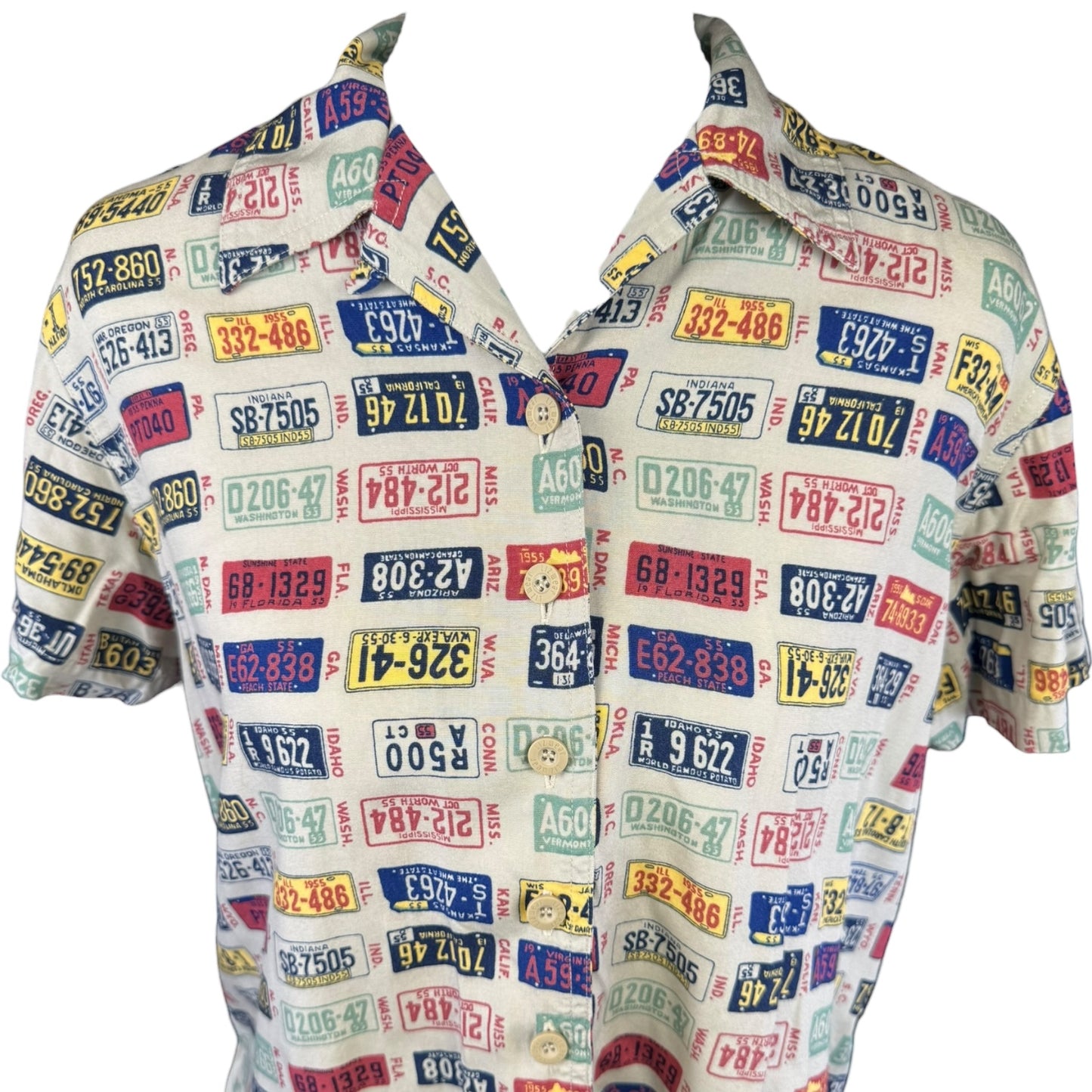 VINTAGE LICENSE PLATE PATTERN SHORT SLEEVE BUTTON UP BLOUSE l L