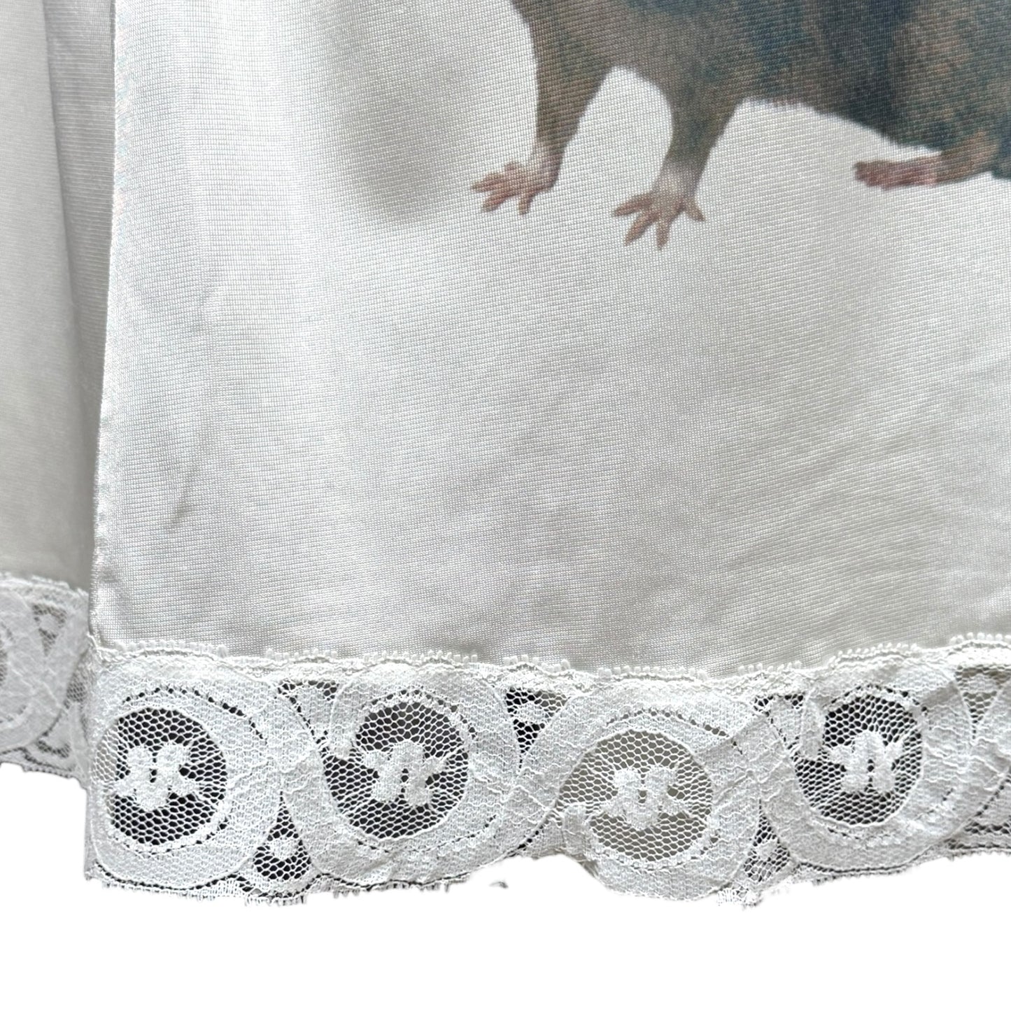 RATS THE WHITE DRESS 1- L