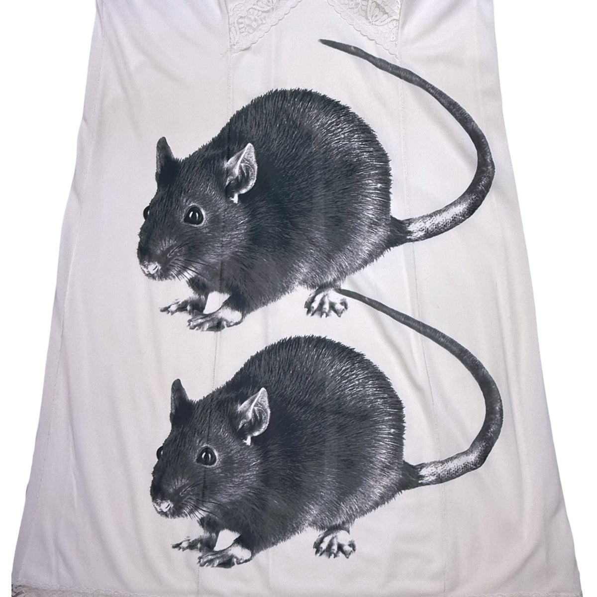BIG BLACK RAT 2 WHITE DRESS - M