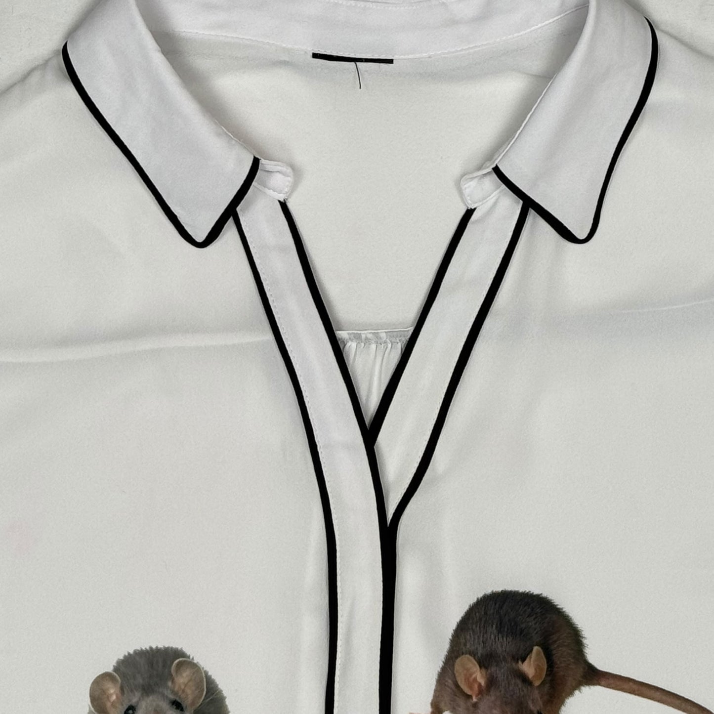 RATS BLACK AND WHITE BUTTON UP - L