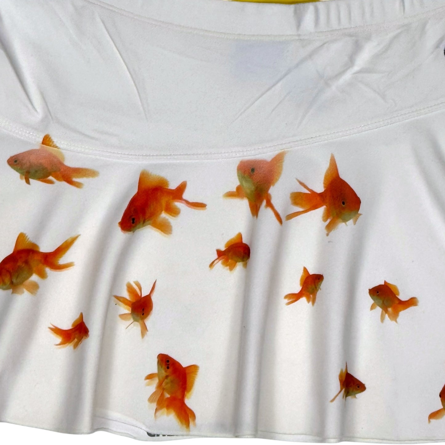 GOLDFISH WHITE MINI ATHLETIC SKIRT - S