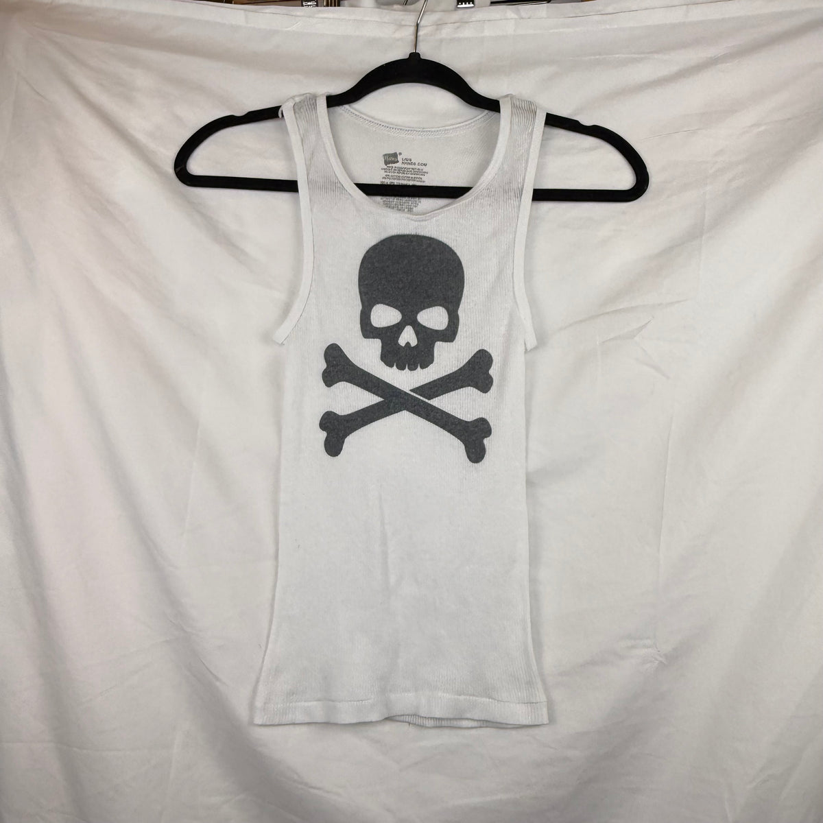 SKULL CROSS BONES TANK #1  - YOUTH LARGE