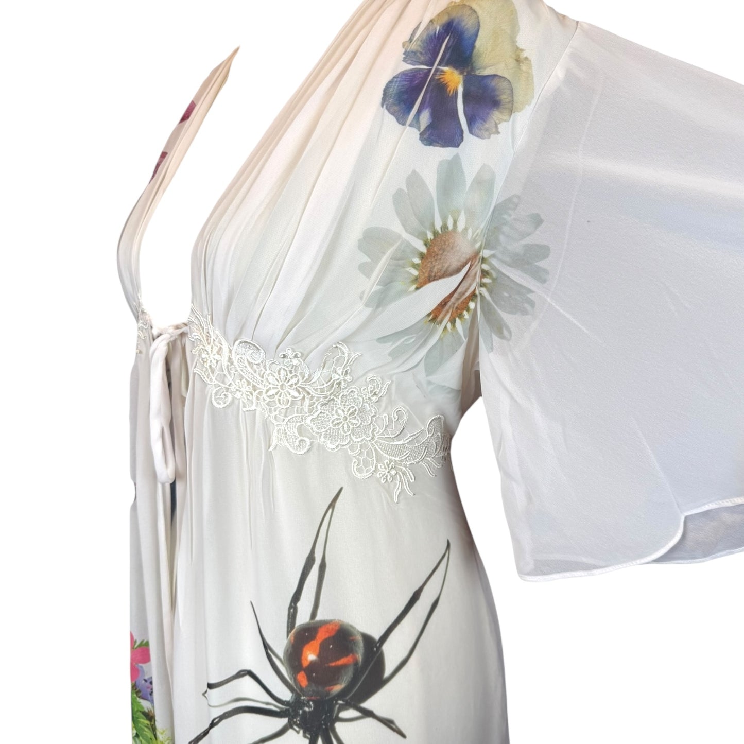 GARDEN OF EDEN SAMPLE NIGHTIE - M